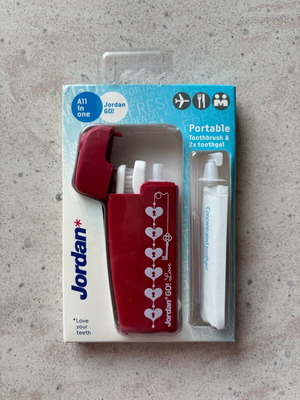 Jordan GO! Portable Travel Toothbrush with 2x Concentrated Toothgel new