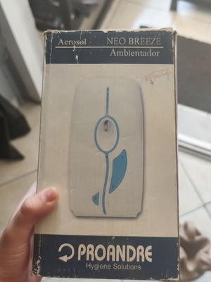 Neo Breeze aerosol air freshener, Proandre
