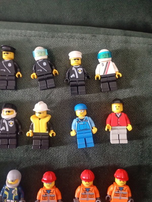 Lego minifigures set