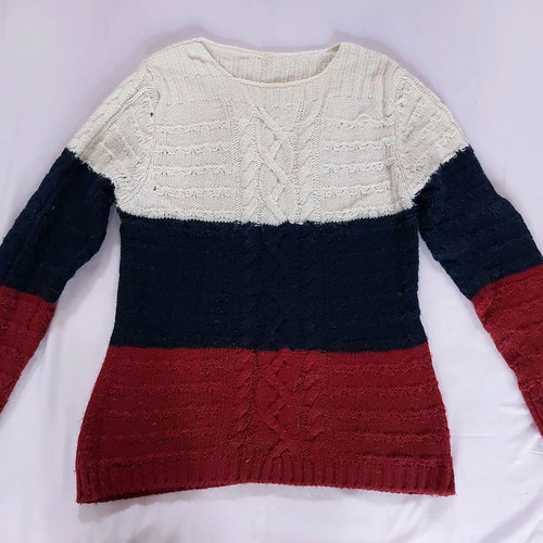 Wool sweater used, size S, white