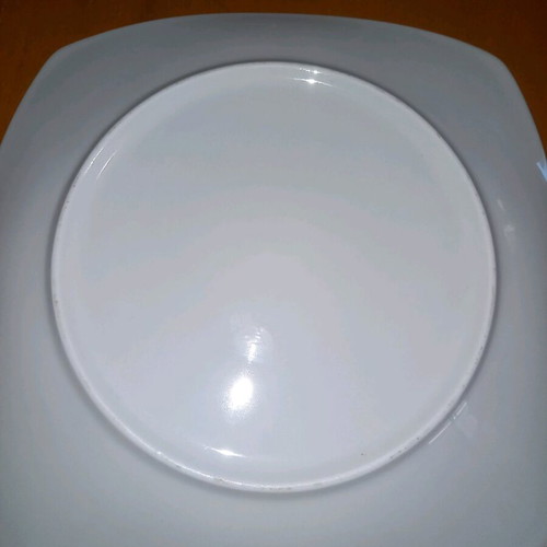 Serving platter used, white 26.5×26.5 cm