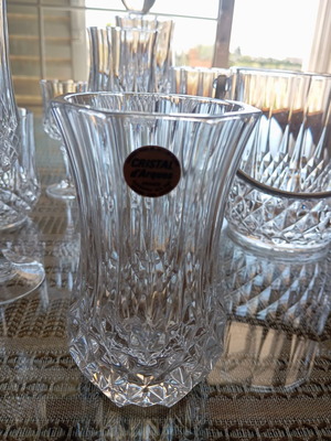 Small crystal vase from France, like new