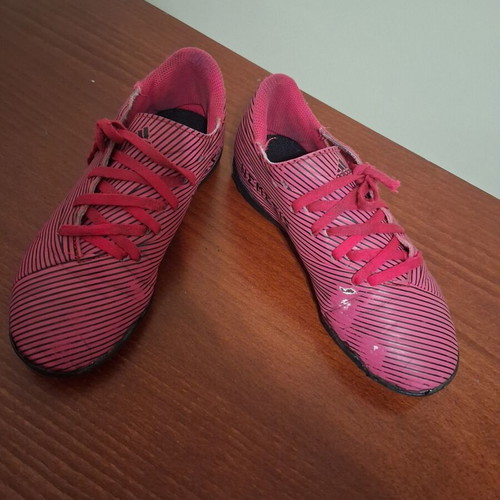 Adidas ΝΣΜΣΖΙΖ N34 football shoes used, purple for girls and boys
