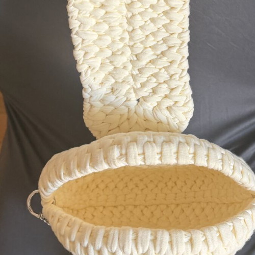 Handmade bag like new, white and beige