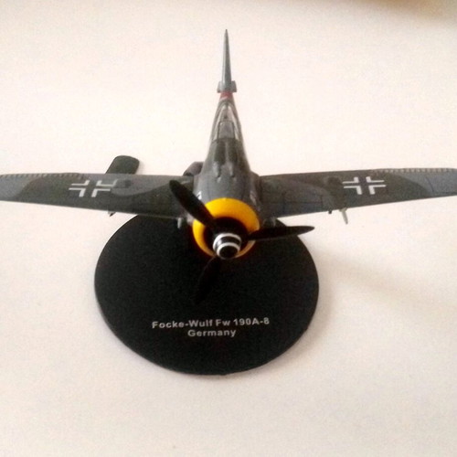 Focke Wulf 190A-8 WWII fighter plane model used with missing parts