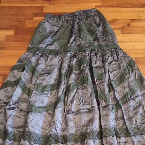 Oil satin skirt heavy with lace used, size Medium, green