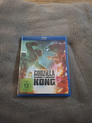 Godzilla vs Kong Blu-Ray disc
