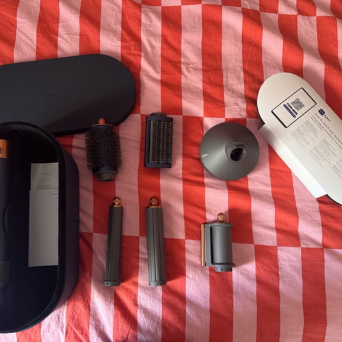 Dyson HS05 Airwrap Complete Long Volumise like new, 6 attachments, Prussian Blue/Rich Copper