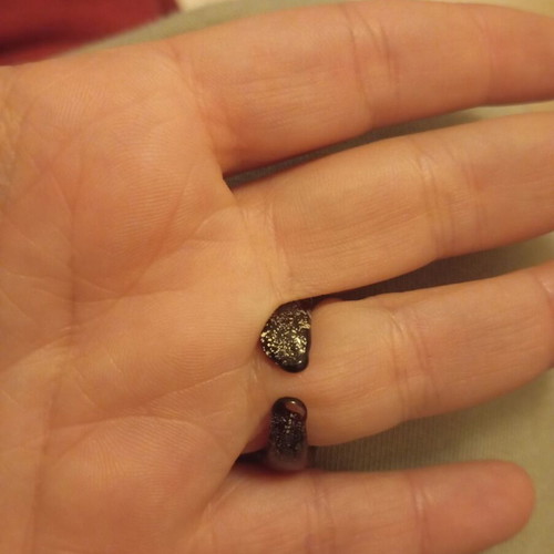 Glass ring like new, black and white