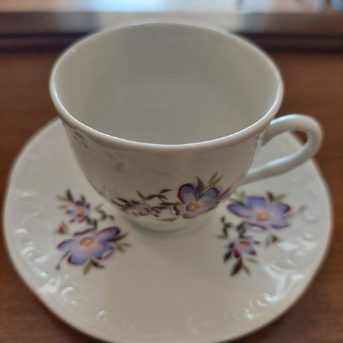 Vintage porcelain coffee cup set like new, 4 pieces