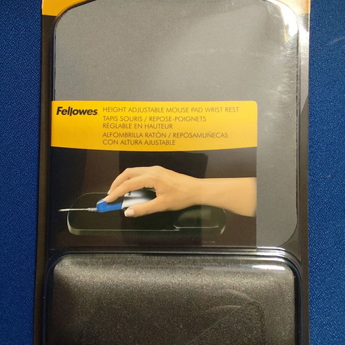 Fellowes Gel MousePad with wrist rest new