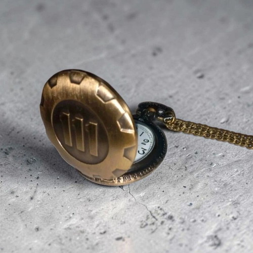 Fallout Vault 111 Pocket Watch new, brown