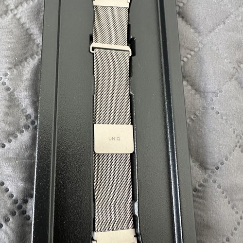 Apple Watch SE 40mm with stainless steel wrist band, new
