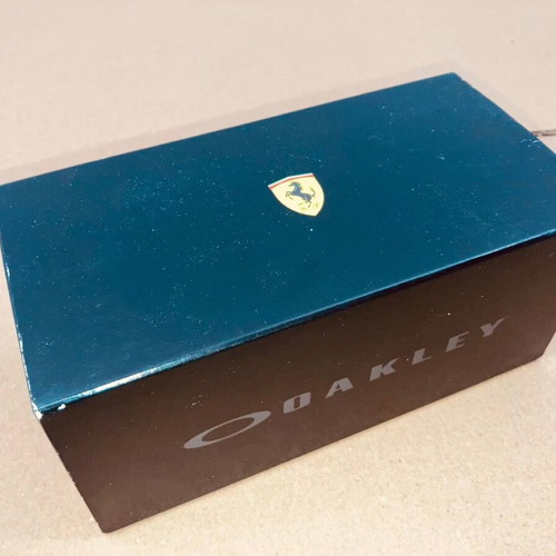 Oakley Badman 6020-07 glasses case and accessories like new