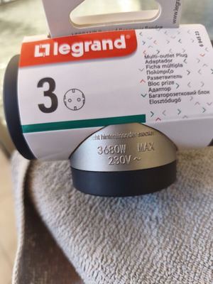 Πολύμπριζο Legrand καινούργιο, αχρησιμοποίητο