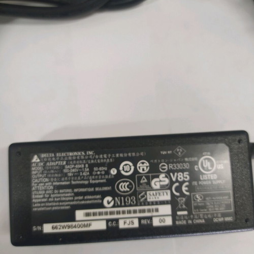 Delta Electronics Laptop Power Adapter SADP-65KB B 19V 3.42A 65W like new