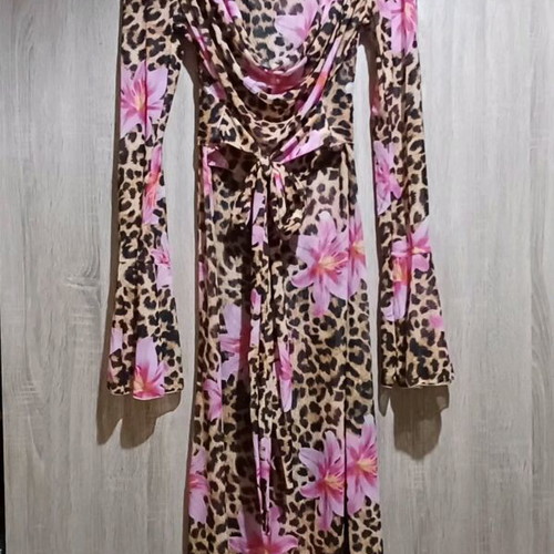 Shein beachwear set floral with animal -  7,00 - Vendora.cy