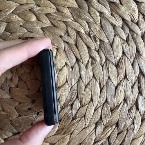 Marlboro lighter used with geometric lines design