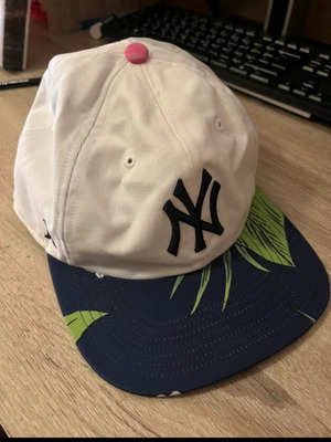 New York Tailors summer hat like new, multicolored