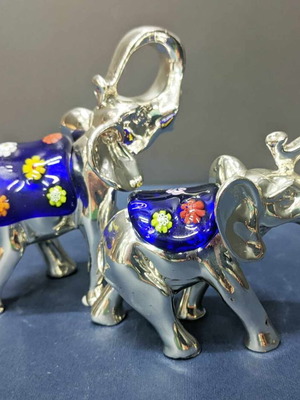 Decorative elephants new silver-plated with Murano saddle