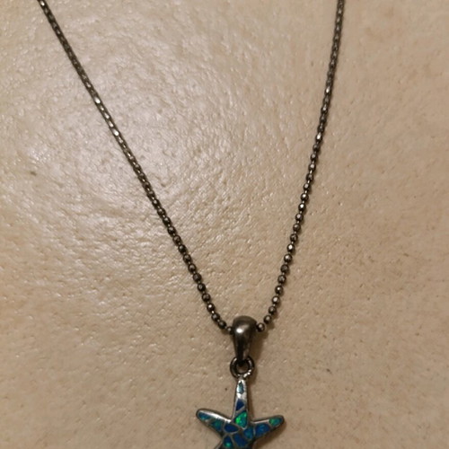 Necklace with starfish pendant used, fashion jewelry