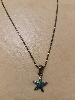 Necklace with starfish pendant used, fashion jewelry