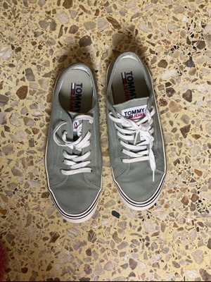 Tommy Jeans Casual Shoes size 43 like new
