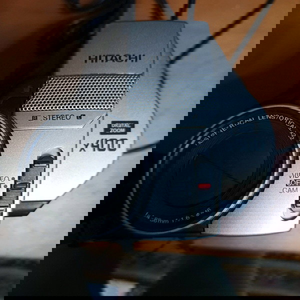 βιντεοκαμερα Hitachi