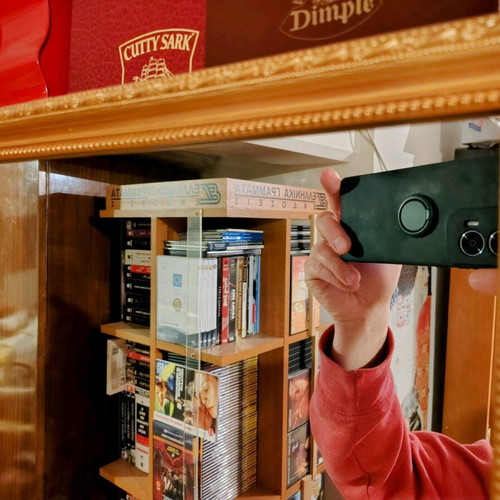 Mirror like new, dimensions 0.74x0.44