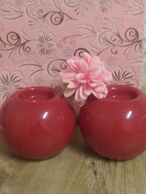 Set of two ceramic candlesticks like new, brick coral color