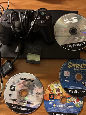 PlayStation 2 Slim κονσόλα μεταχειρισμένη με 4 παιχνίδια και κάρτες μνήμης