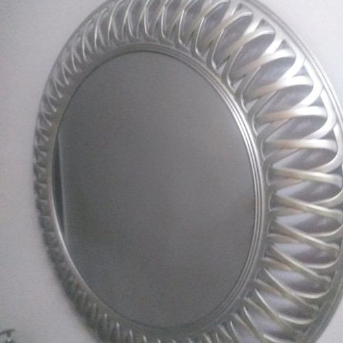 Hanging mirror 75 cm with plastic frame almost like new