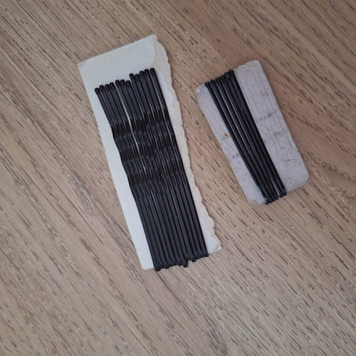 Hair clips, new, small and large sizes, black