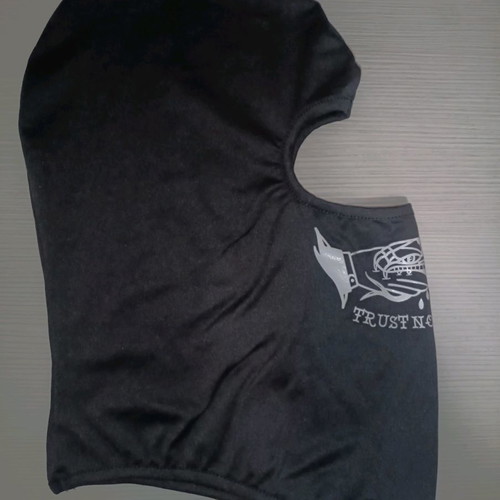 Full face new black with trust no one design