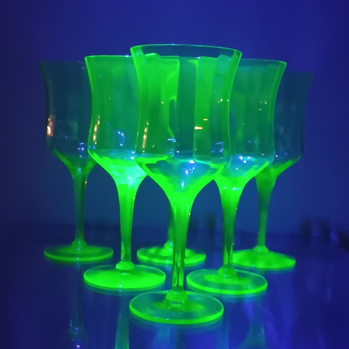 wine glass amazon Aperitivo Stemless Green main image 1
