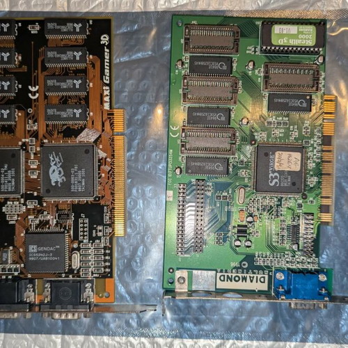 Guillemot Maxi Gamer 3D PCI 3DFX Voodoo 1 graphics card pair