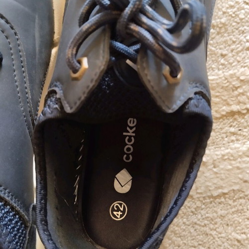 Cockers shoes like new, size 42