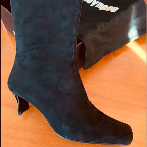Bruno Magli women's ankle boots new, black, handmade leather