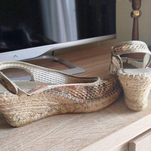 Women's platform sandals used, size 37