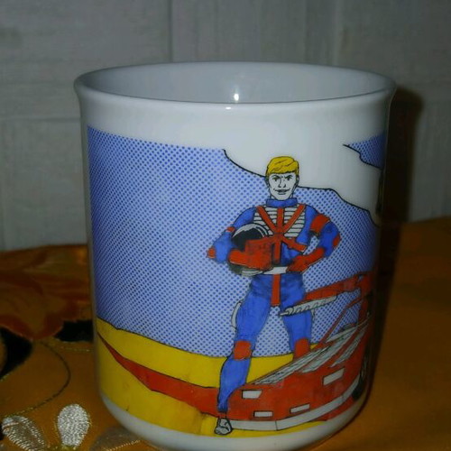 Mask mug used, rare 1980s with crack on handle