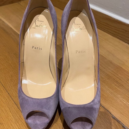 Louboutin purple lilac pumps used size 40