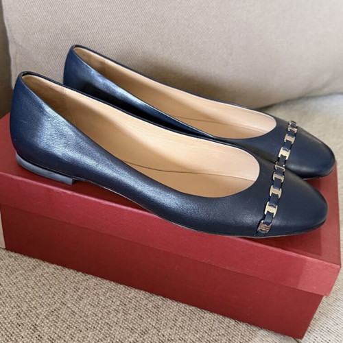 Salvatore Ferragamo ballerinas size 38 like new, blue