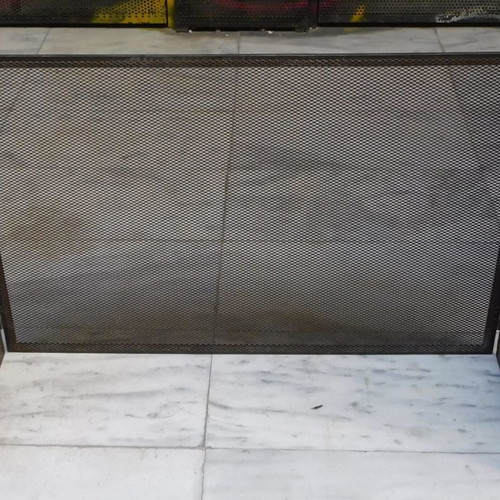 Metal Three-Panel Fireplace Screen vintage, like new