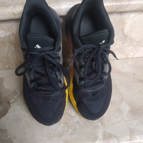 Adidas sport shoes for girls like new, size 36
