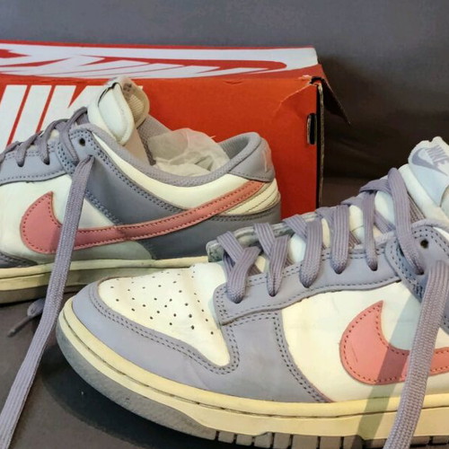 Nike W Dunk Low Indigo Haze/Coral Chalk-Sail used, size 40.5