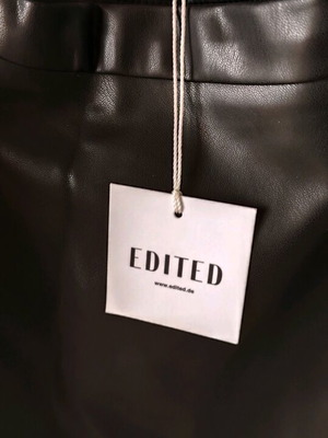 Δερμάτινη φούστα Edited καινούργια, μαύρη, μέγεθος XL / 42 / 14