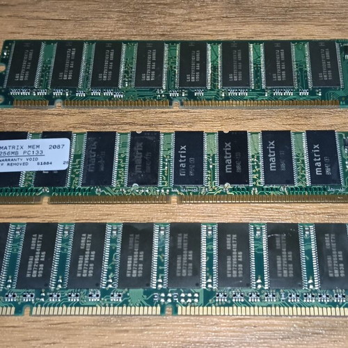 Ram vintage 3 x 256MB SDRAM PC 133 used, pack