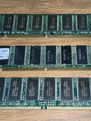Ram vintage 3 x 256MB SDRAM PC 133 used, pack