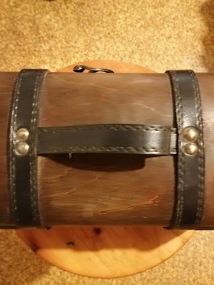 Vintage small leather case like new for cosmetics or storage