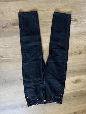 Zara Jean new, size L 40 12, black